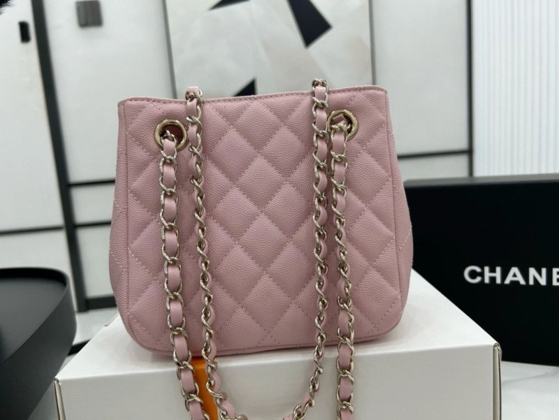 Chanel Shopping Bags 4017-0667