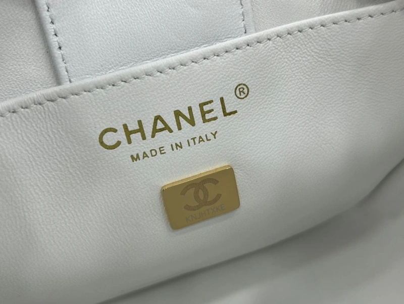 Chanel Shopping Bags 4017-0668