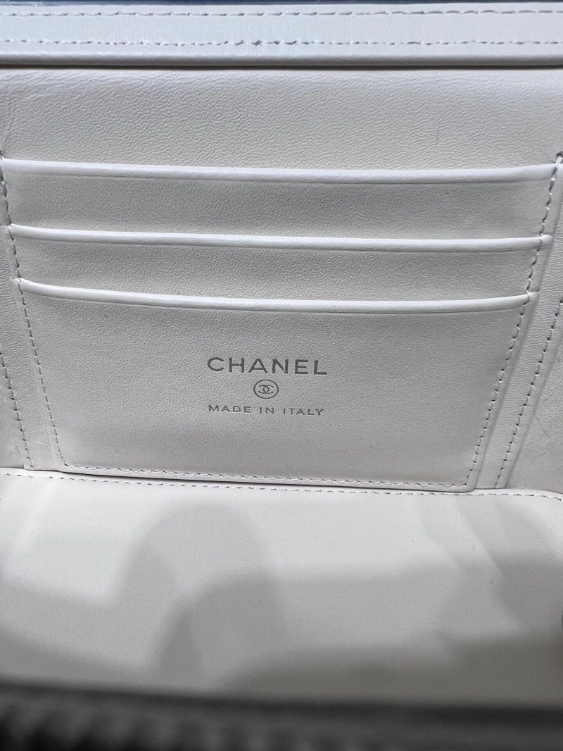 Chanel Cosmetic Bags 4017-0704