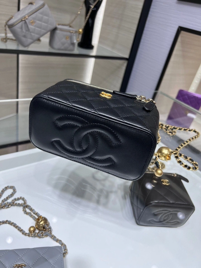 Chanel Cosmetic Bags 4017-0710