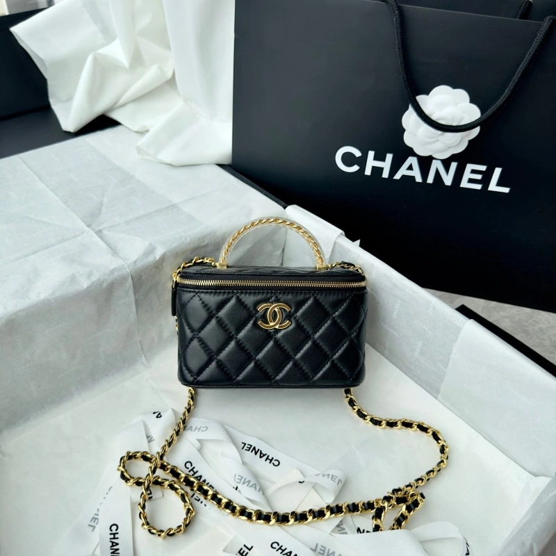 Chanel Cosmetic Bags 4017-0763