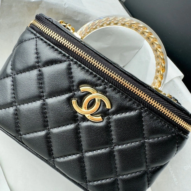 Chanel Cosmetic Bags 4017-0763