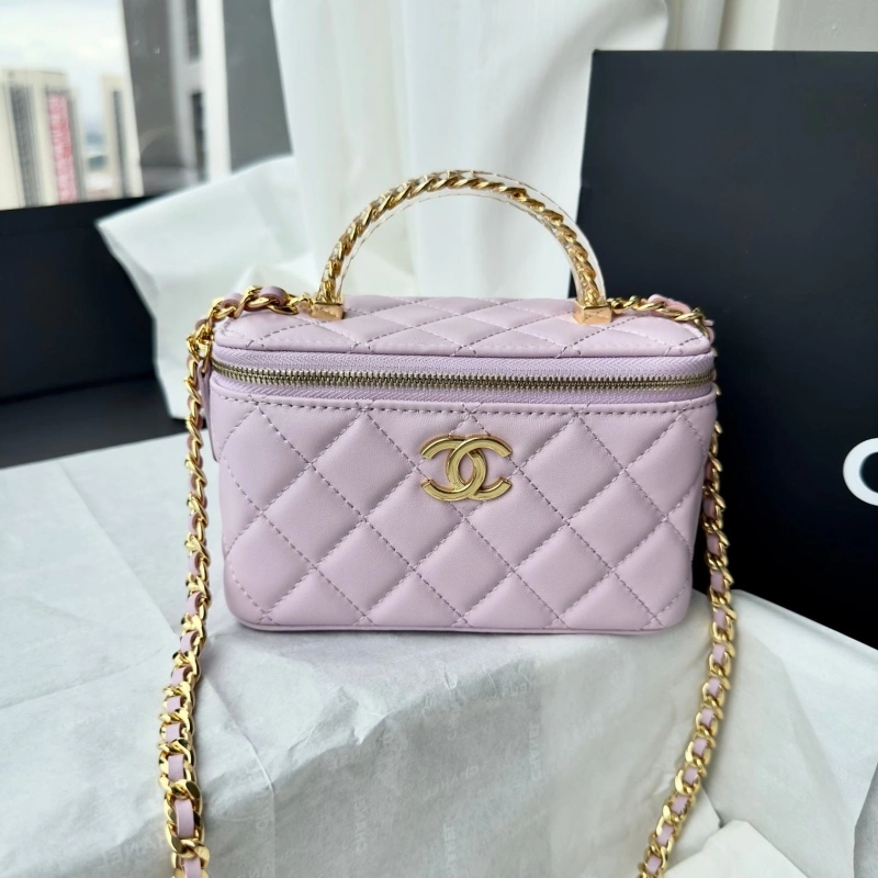 Chanel Cosmetic Bags 4017-0764