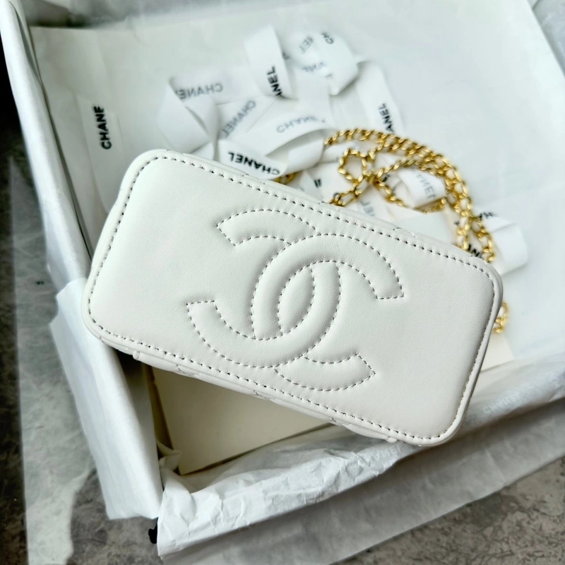 Chanel Cosmetic Bags 4017-0765