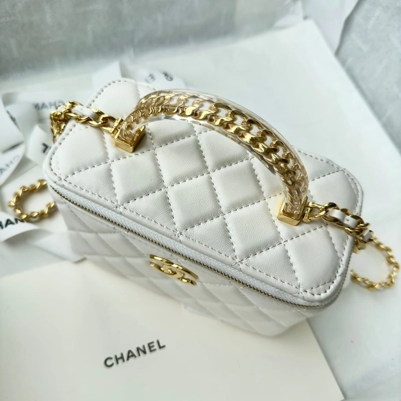 Chanel Cosmetic Bags 4017-0765