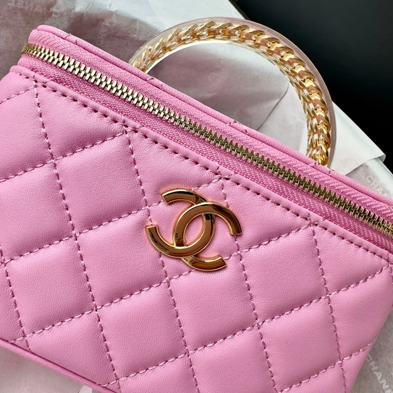 Chanel Cosmetic Bags 4017-0767
