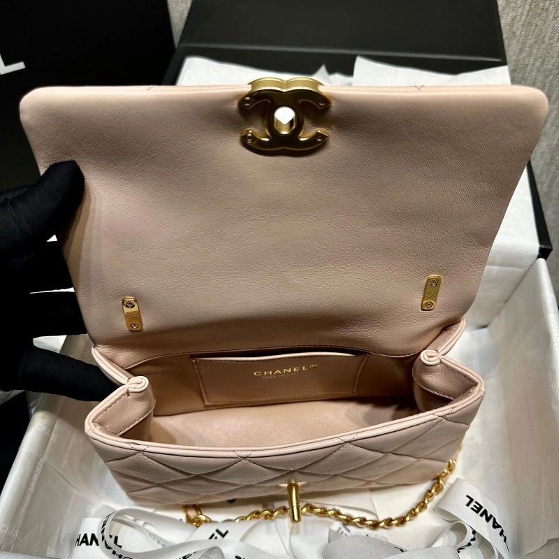 Chanel 19 Bags 4017-0776