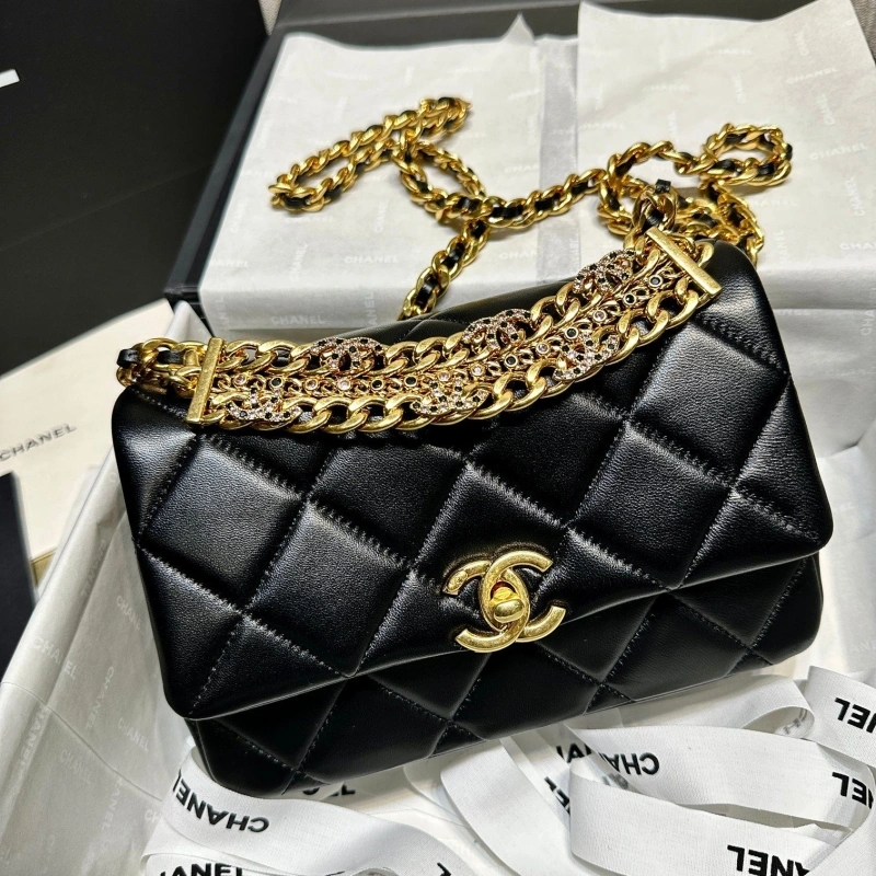 Chanel 19 Bags 4017-0777