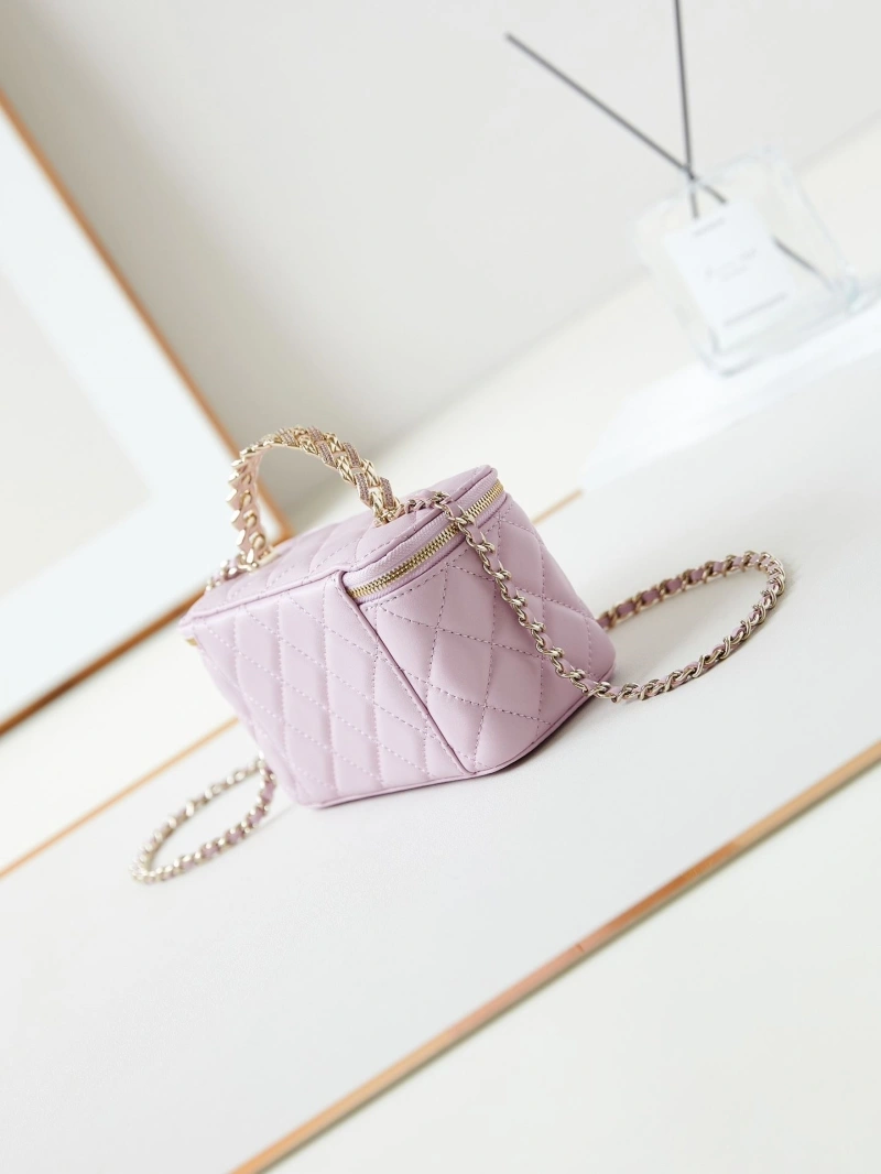 Chanel Cosmetic Bags 4017-0810