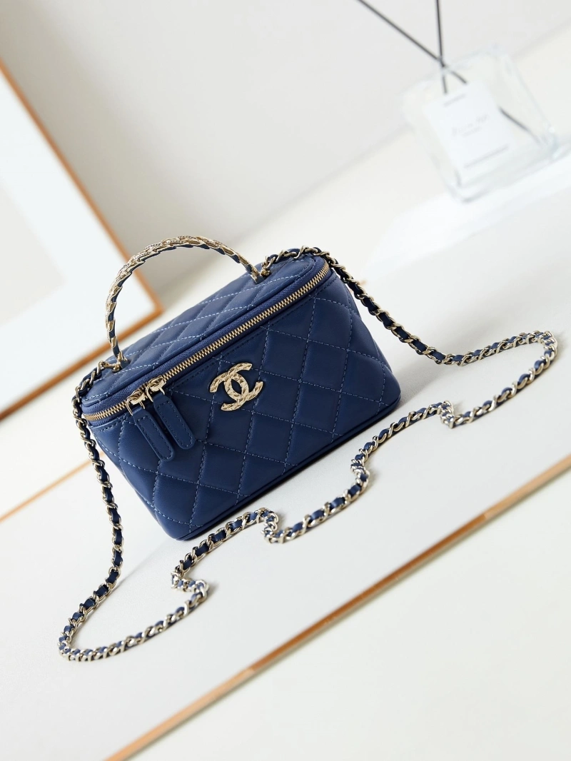 Chanel Cosmetic Bags 4017-0811
