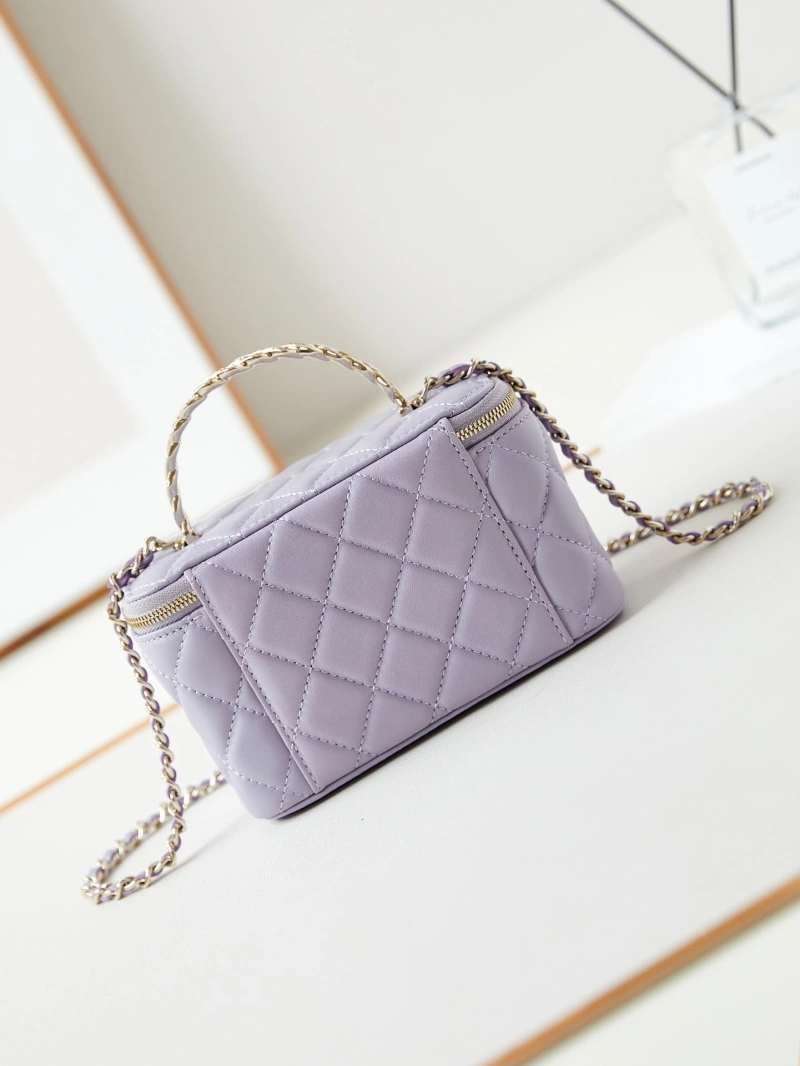 Chanel Cosmetic Bags 4017-0812