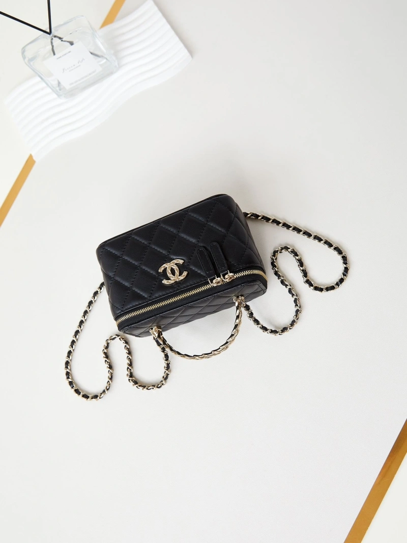 Chanel Cosmetic Bags 4017-0817