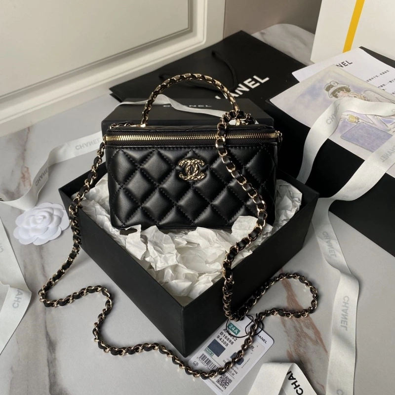 Chanel Cosmetic Bags 4017-0834