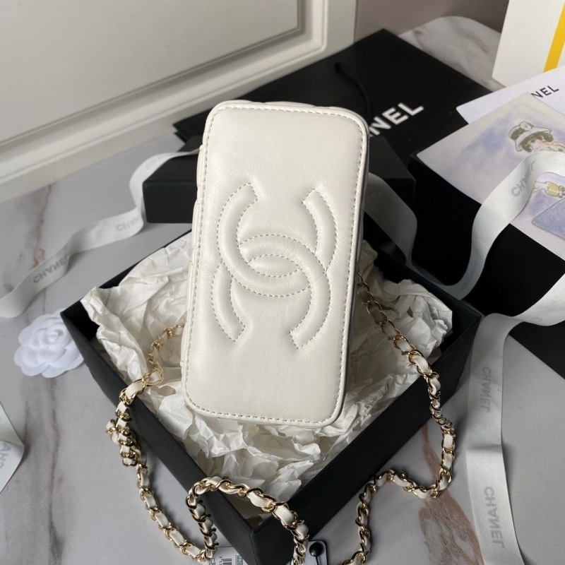 Chanel Cosmetic Bags 4017-0837