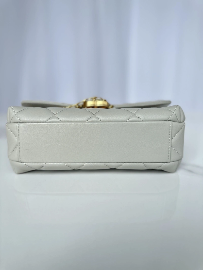 Chanel 19 Bags 4017-0875