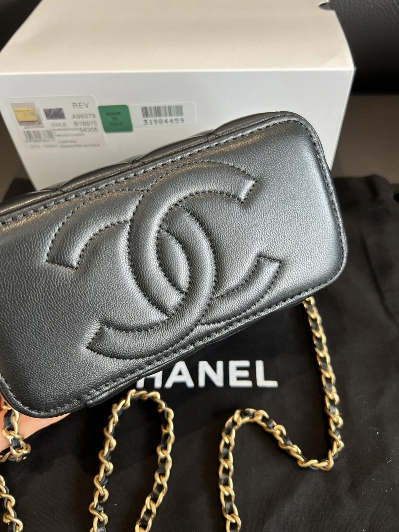 Chanel Cosmetic Bags 4017-0886