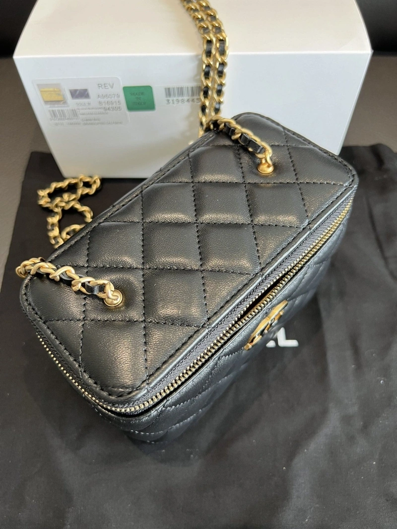 Chanel Cosmetic Bags 4017-0886