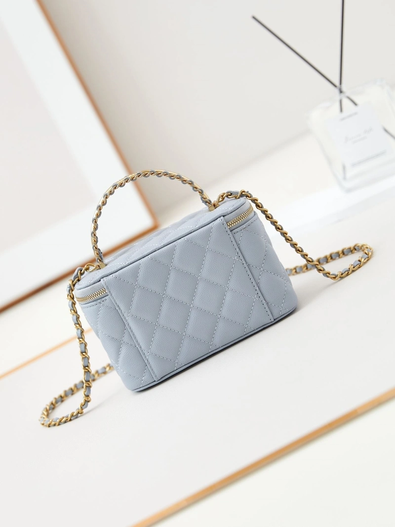 Chanel Cosmetic Bags 4017-0948