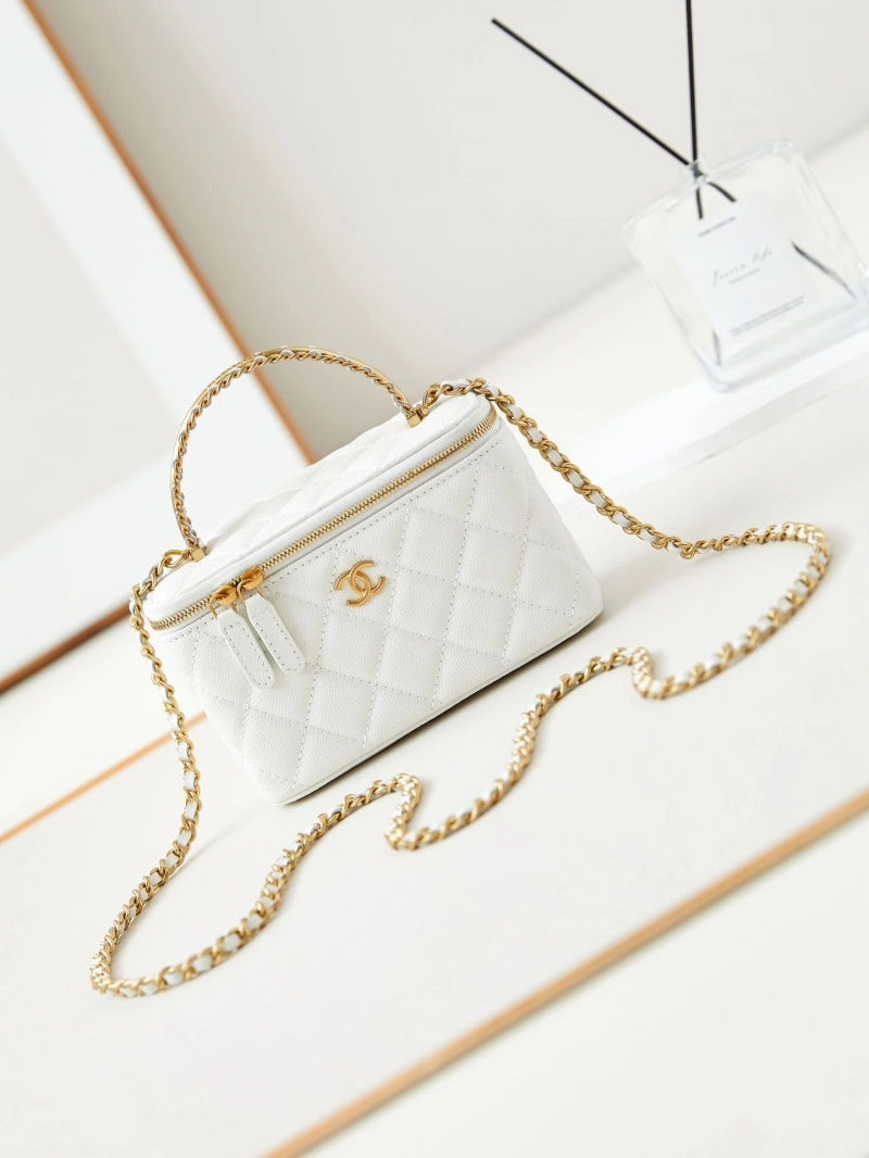 Chanel Cosmetic Bags 4017-0949