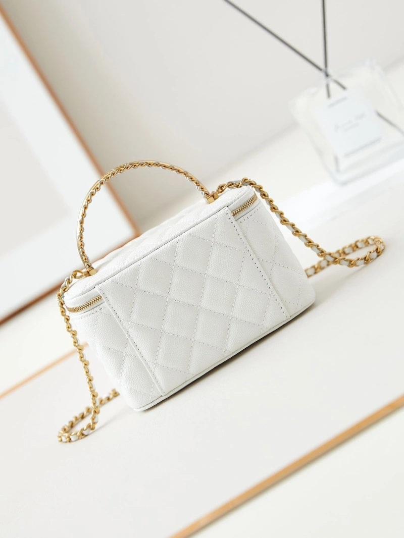 Chanel Cosmetic Bags 4017-0949