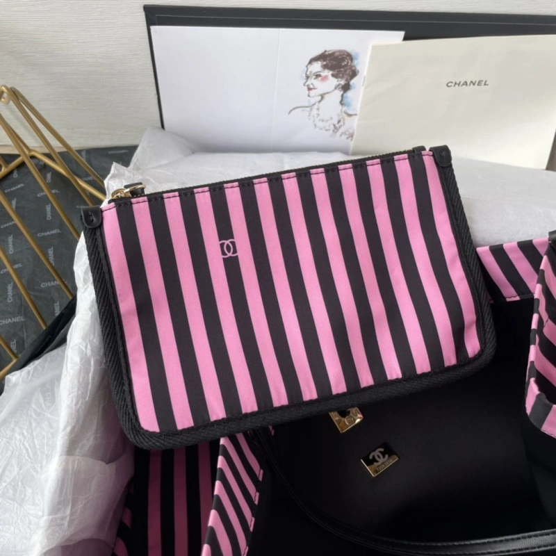 Chanel Shopping Bags 4017-0956