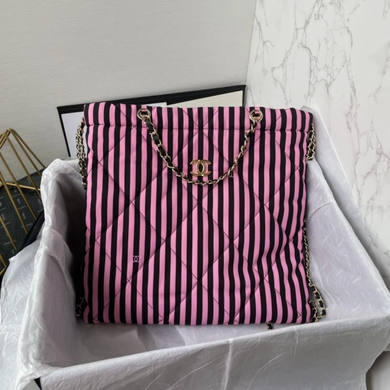 Chanel Shopping Bags 4017-0962