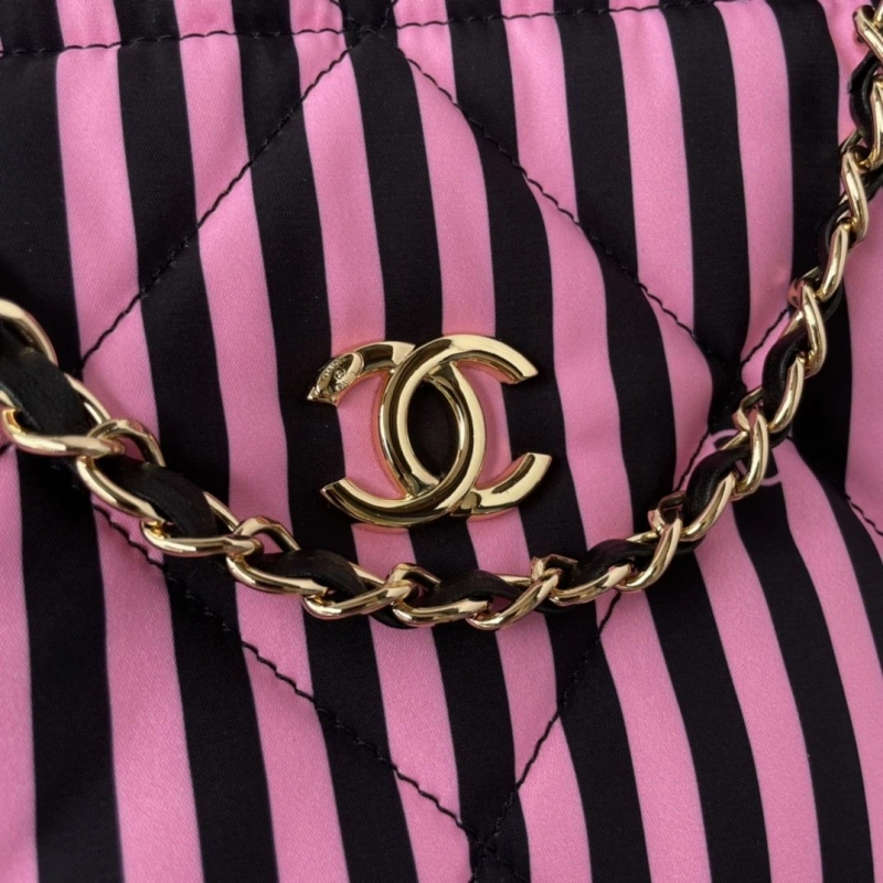 Chanel Shopping Bags 4017-0962