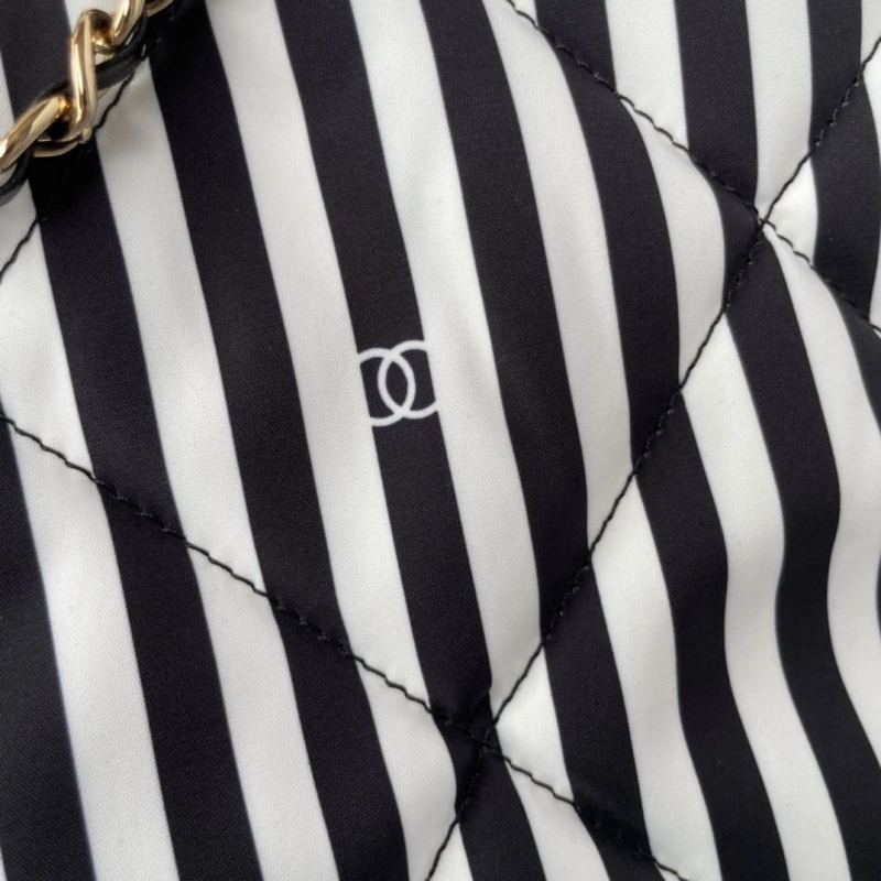 Chanel Shopping Bags 4017-0963