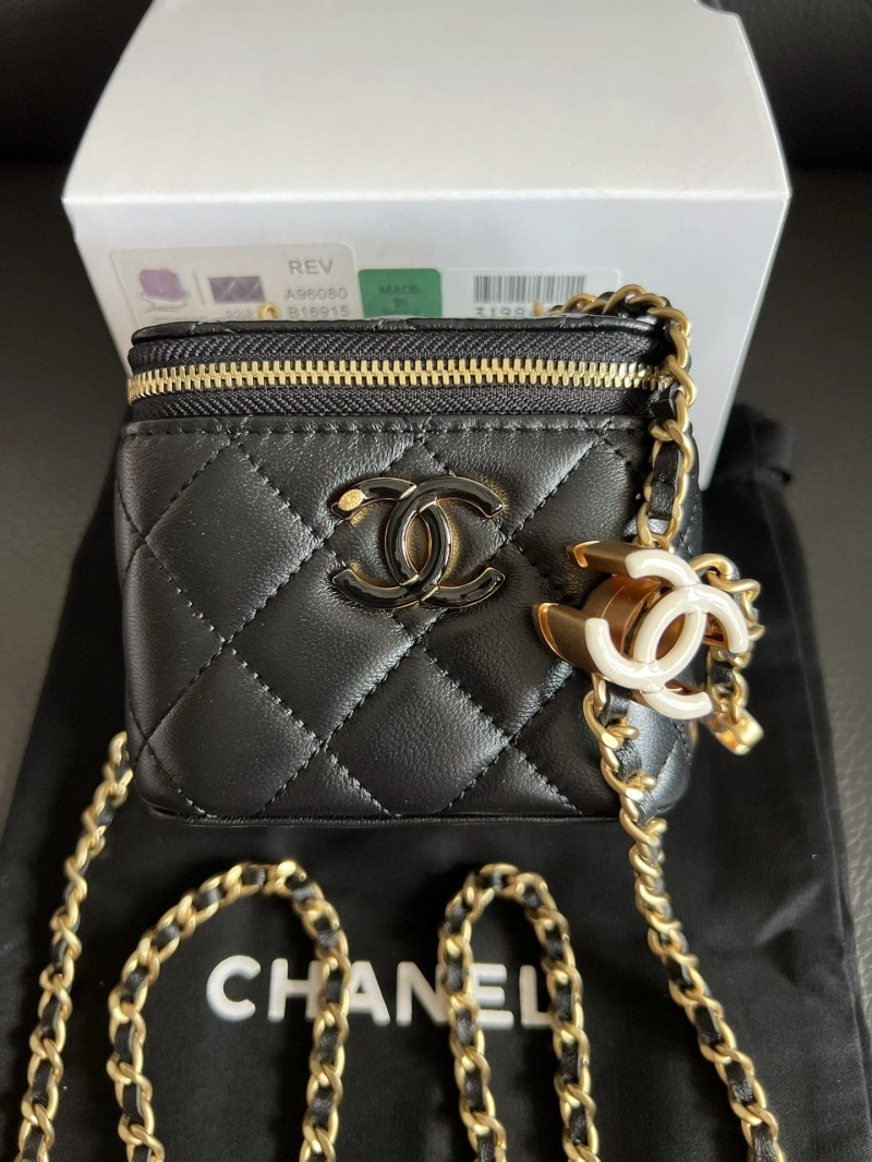 Chanel Cosmetic Bags 4017-1029