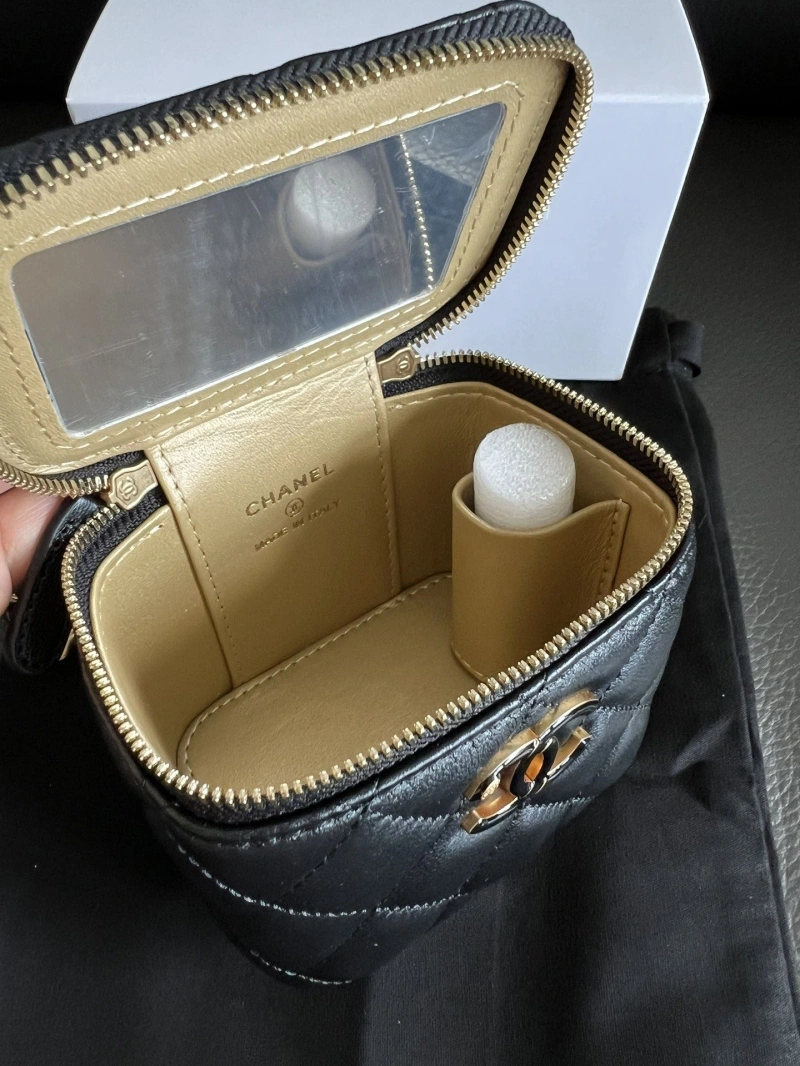 Chanel Cosmetic Bags 4017-1029