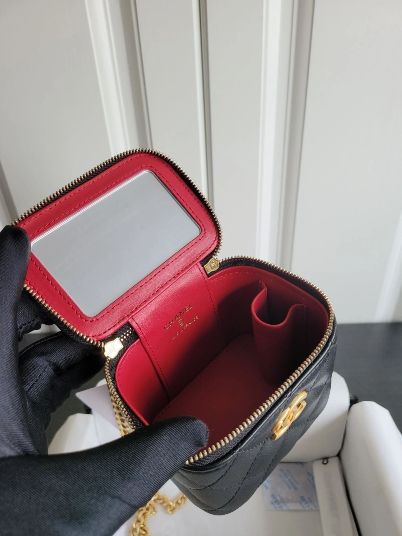 Chanel Cosmetic Bags 4017-1048