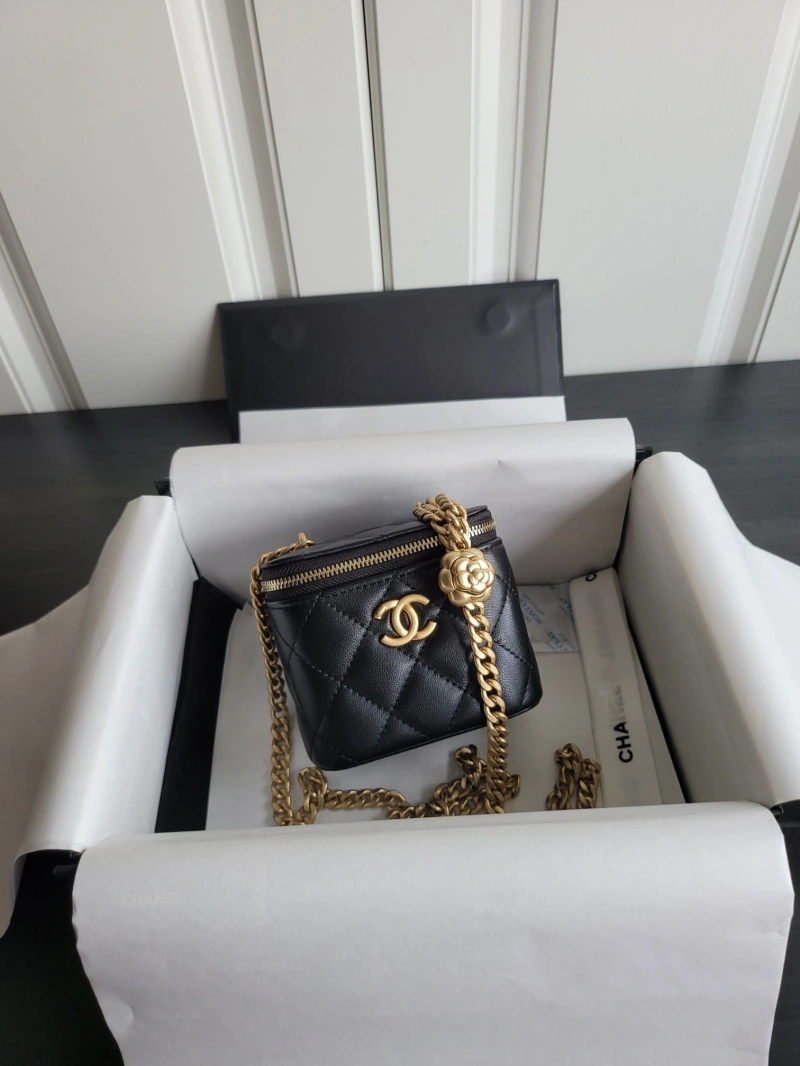 Chanel Cosmetic Bags 4017-1048