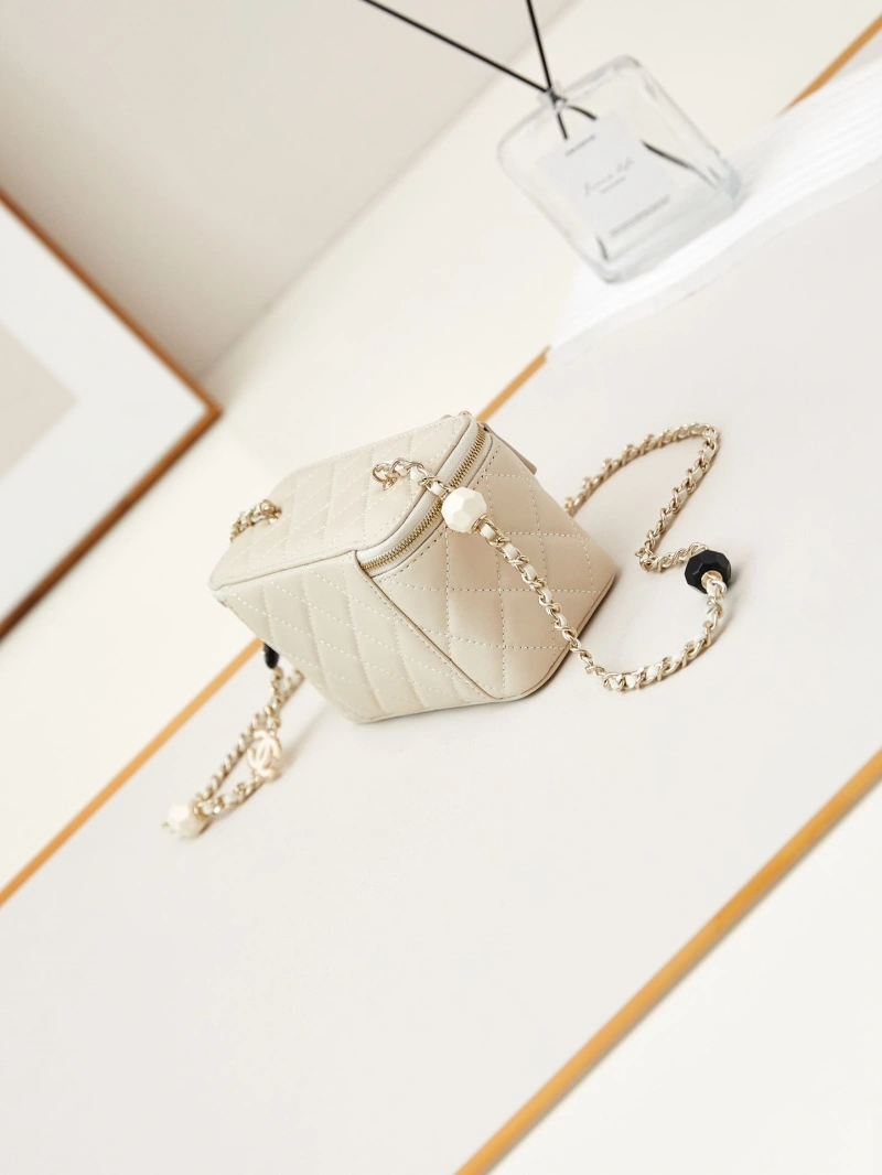 Chanel Cosmetic Bags 4017-1183