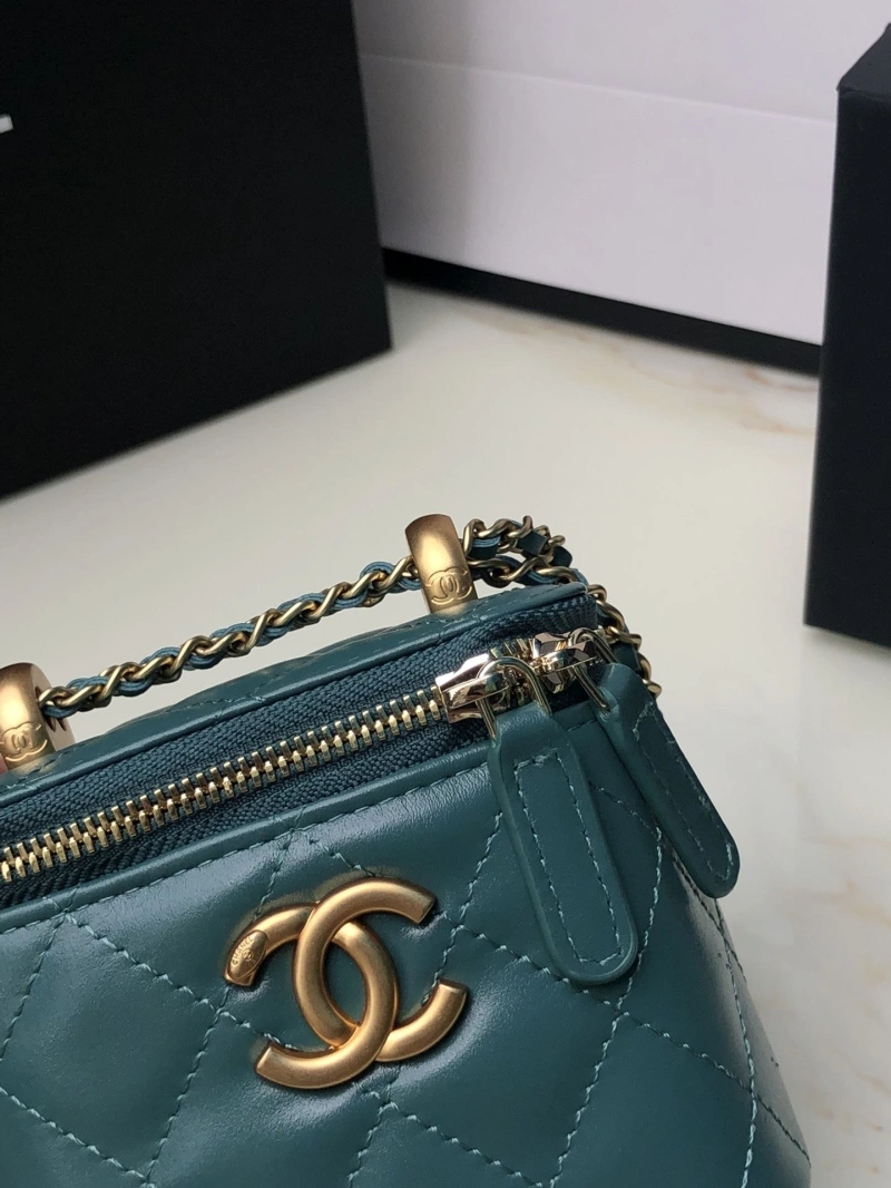 Chanel Cosmetic Bags 4017-1261