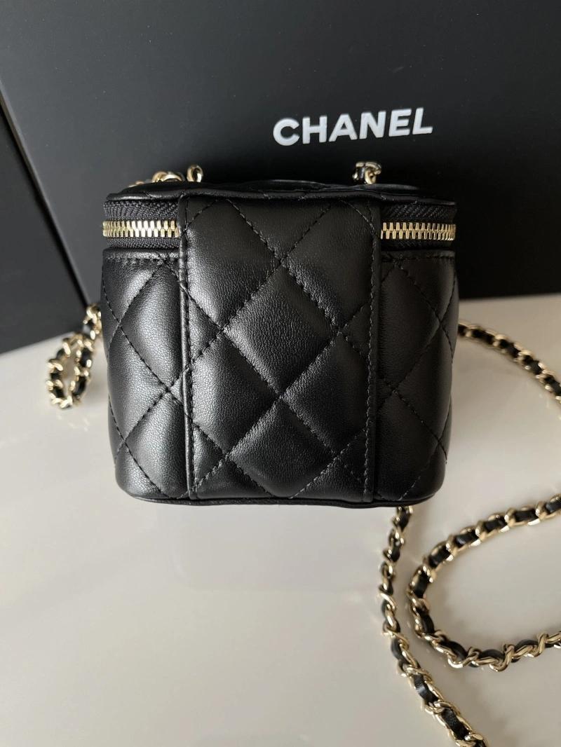 Chanel Cosmetic Bags 4017-1270