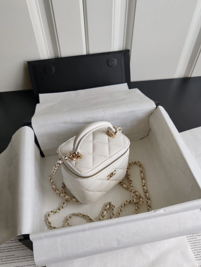 Chanel Cosmetic Bags 4017-1299