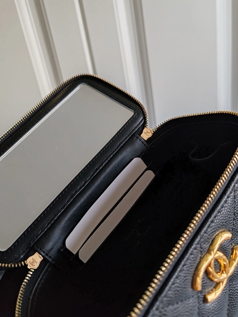 Chanel Cosmetic Bags 4017-1305