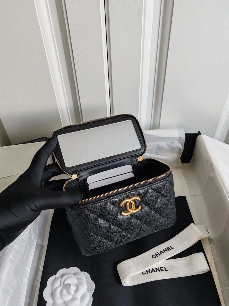 Chanel Cosmetic Bags 4017-1305