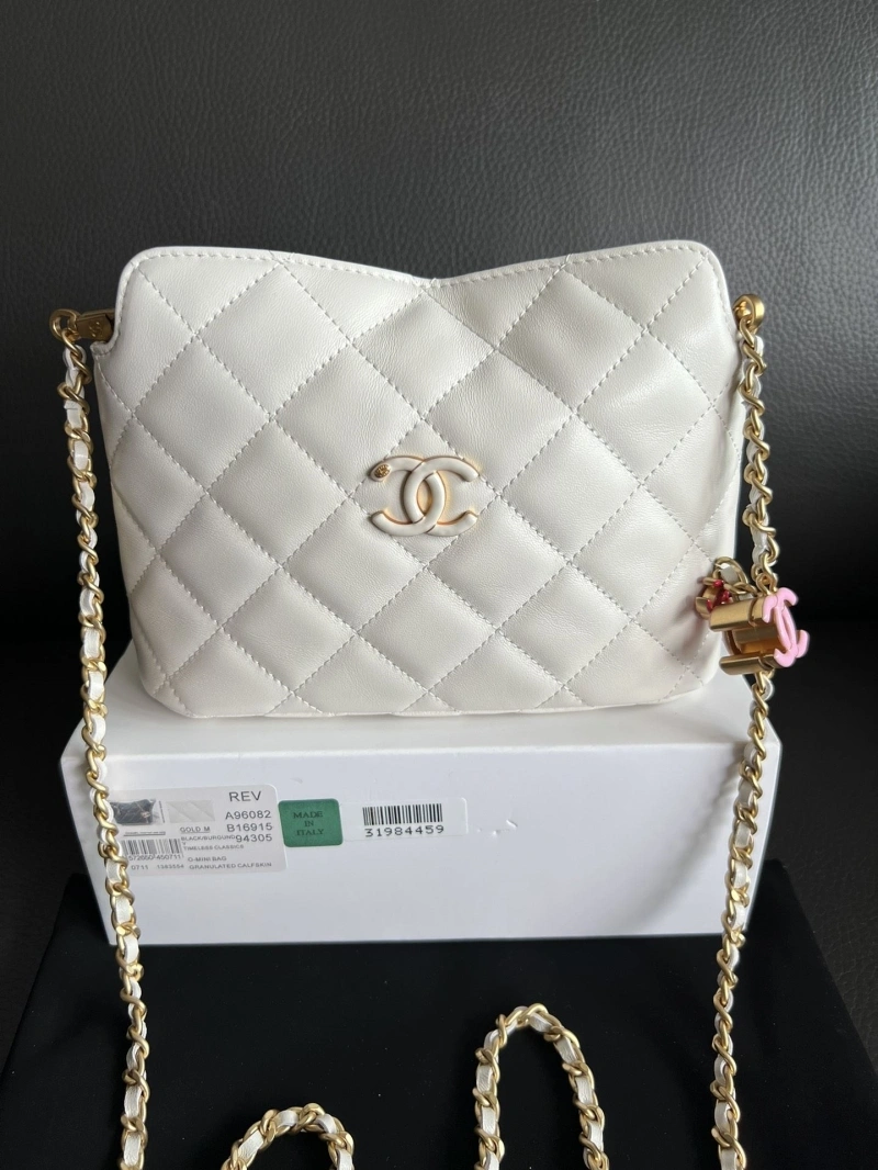 Chanel Satchel Bags 4017-1335