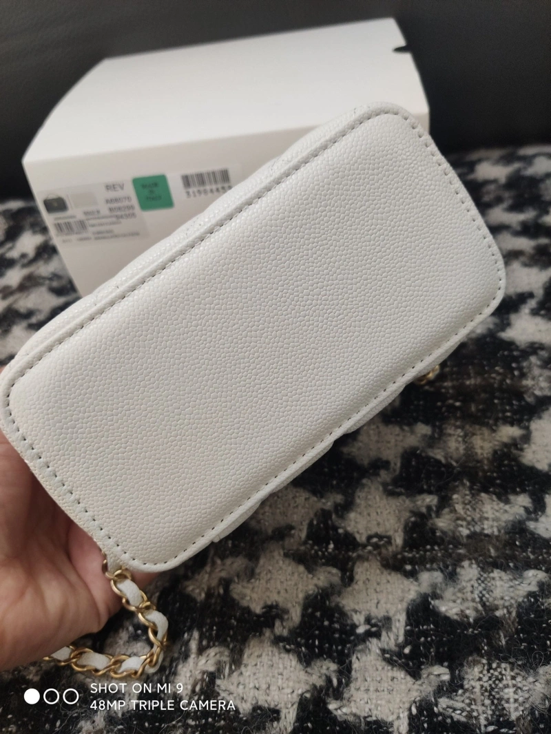 Chanel Cosmetic Bags 4017-1336