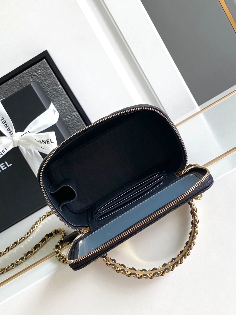 Chanel Cosmetic Bags 4017-1337