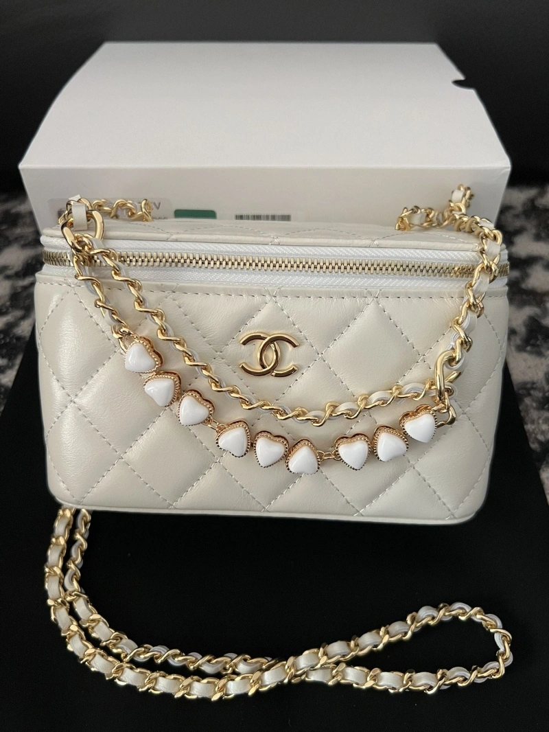 Chanel Cosmetic Bags 4017-1380