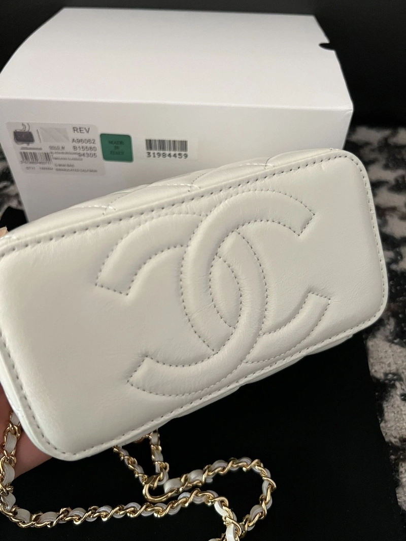 Chanel Cosmetic Bags 4017-1380