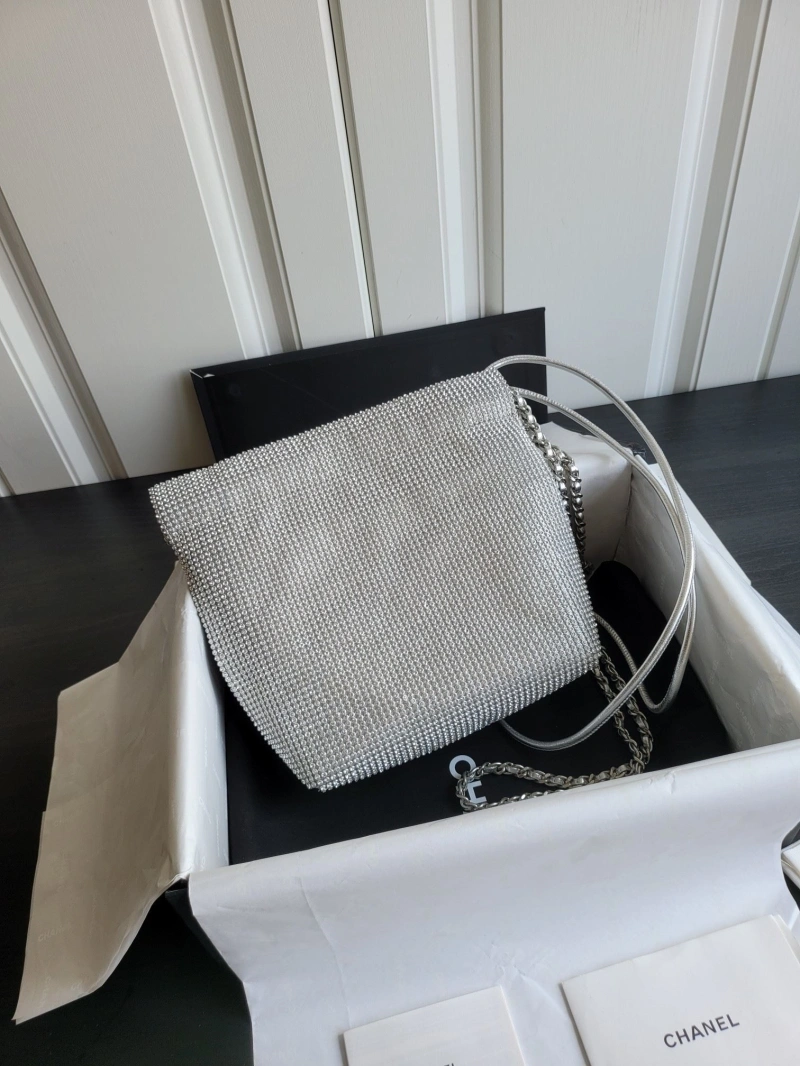 Chanel Shopping Bags 4017-1444