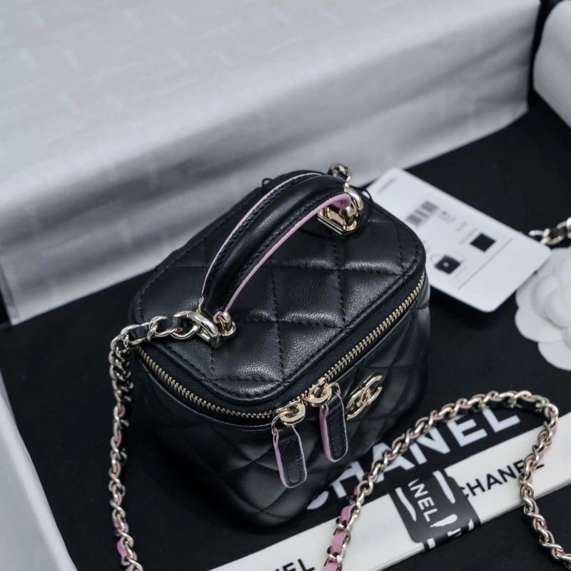 Chanel Cosmetic Bags 4017-1462