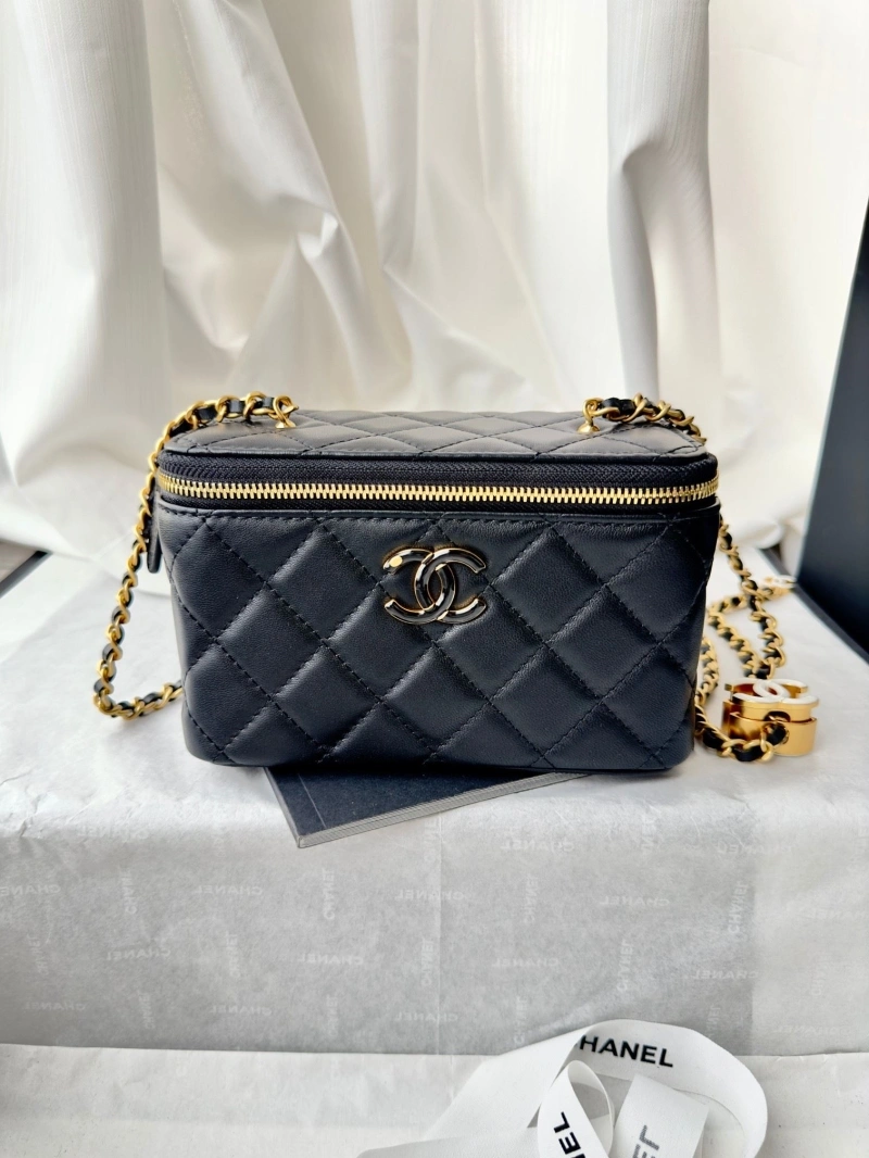 Chanel Cosmetic Bags 4017-1489