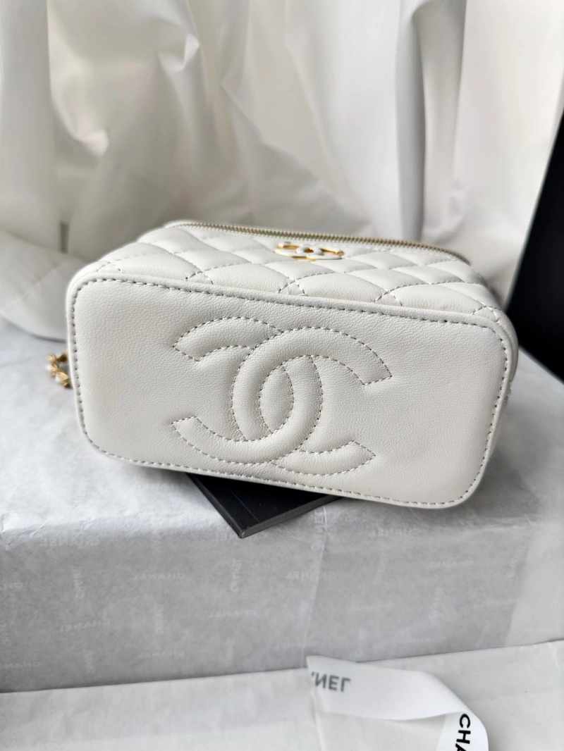 Chanel Cosmetic Bags 4017-1490