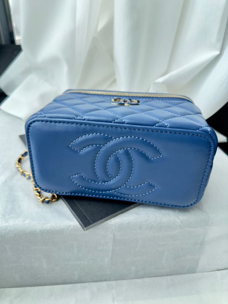 Chanel Cosmetic Bags 4017-1495