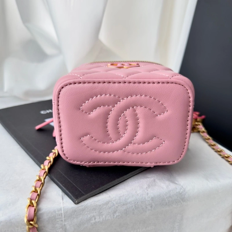 Chanel Cosmetic Bags 4017-1500