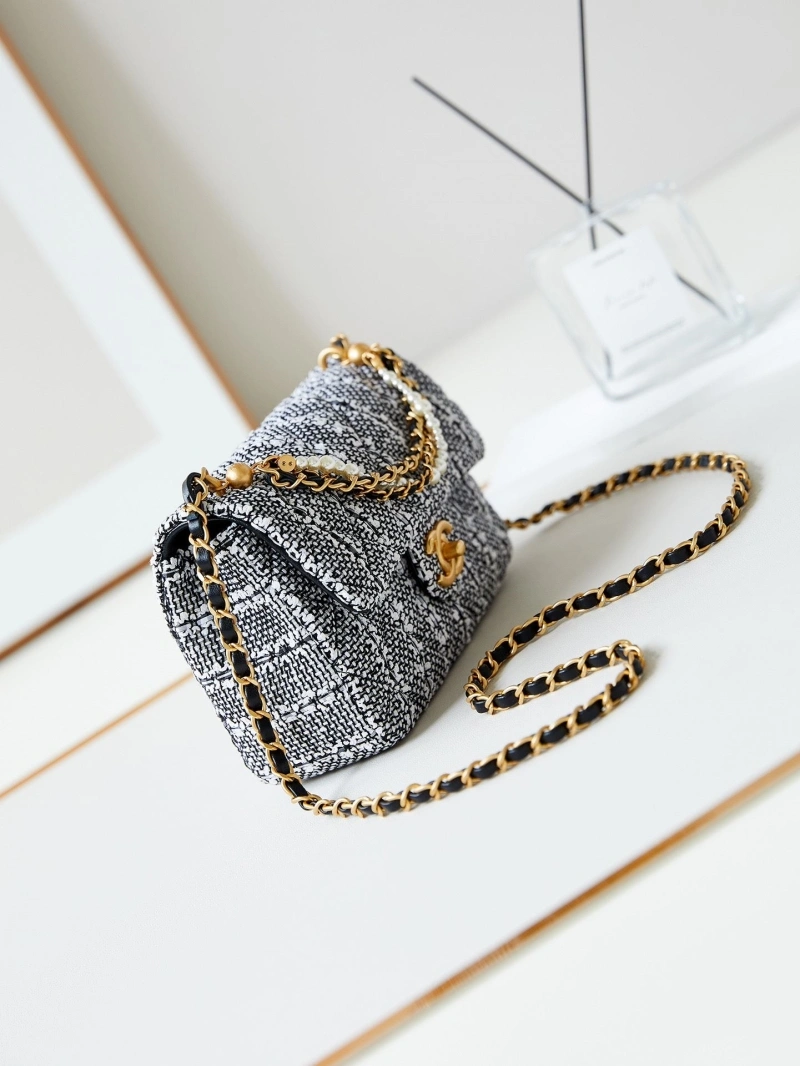 Chanel 19 Bags 4017-1525